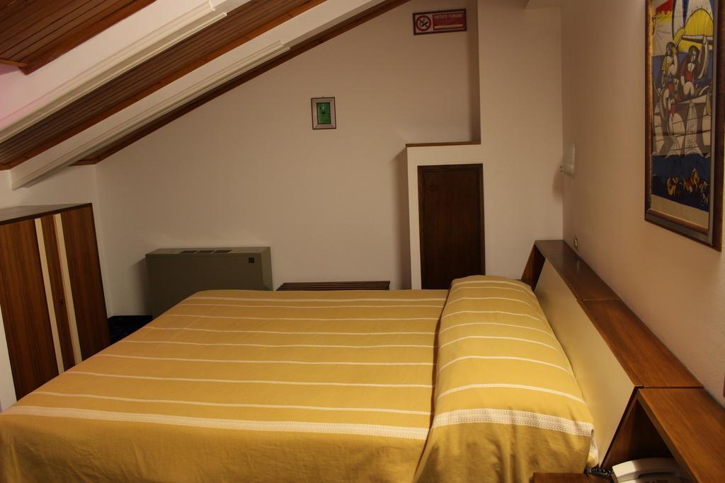 Hotel Pinolo Gubbio Rom bilde