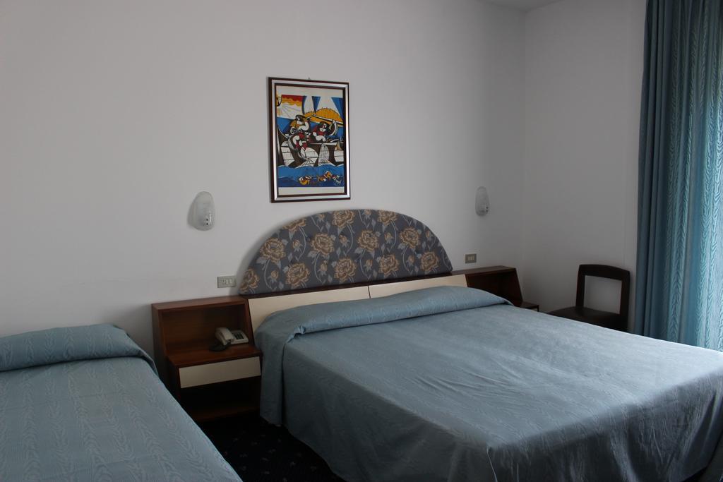 Hotel Pinolo Gubbio Eksteriør bilde